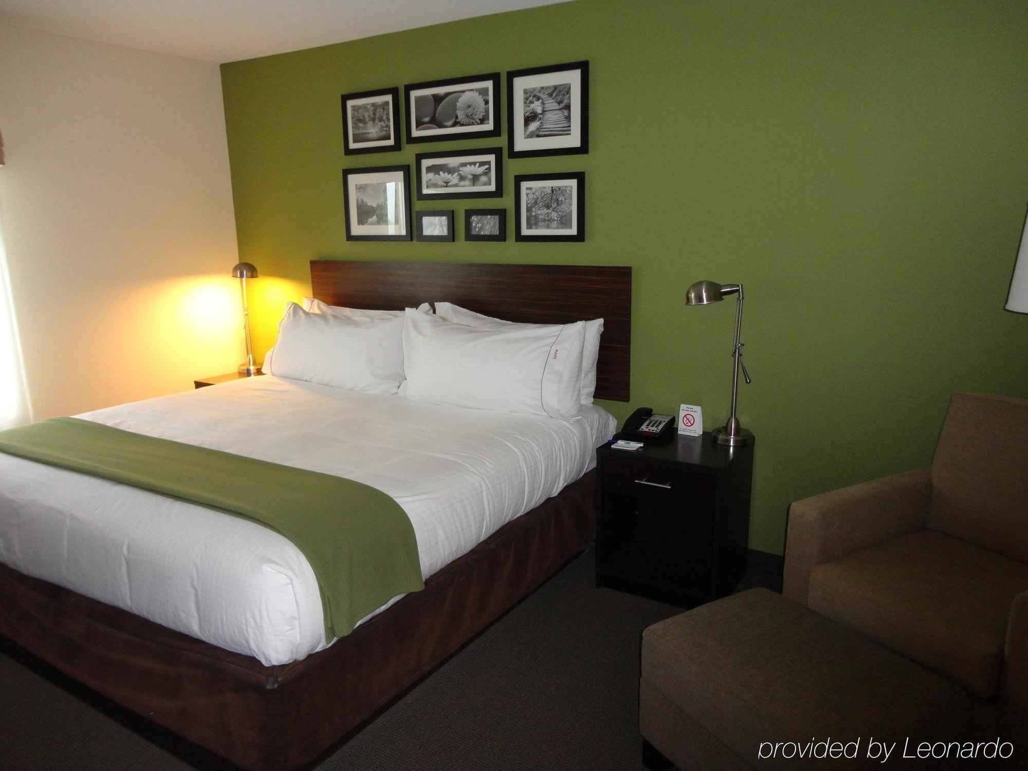 Holiday Inn Express Hotel & Suites Rogers By Ihg Εξωτερικό φωτογραφία