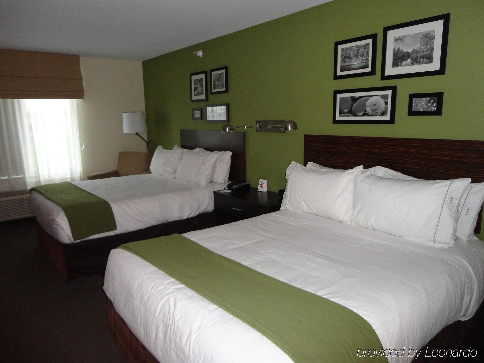 Holiday Inn Express Hotel & Suites Rogers By Ihg Εξωτερικό φωτογραφία